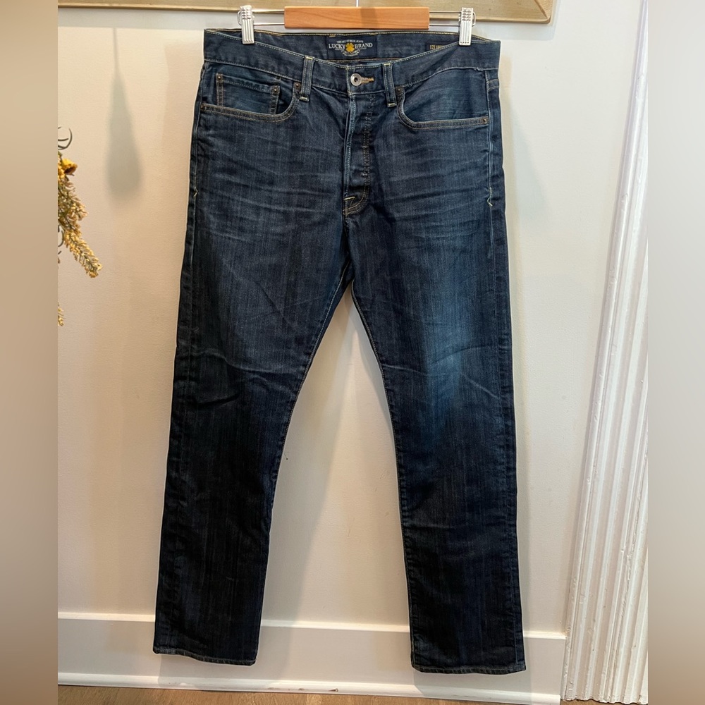Lucky Brand Men’s Vintage 121 Heritage Slim Jeans
